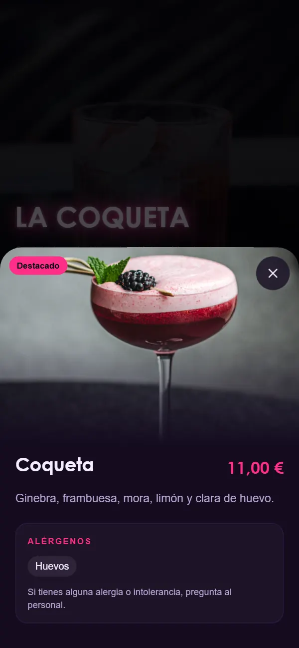 Ficha del cóctel Coqueta con el diseño Nocturno: ginebra, frambuesa, mora, limón y clara de huevo, a 11,00 €, con el alérgeno huevos